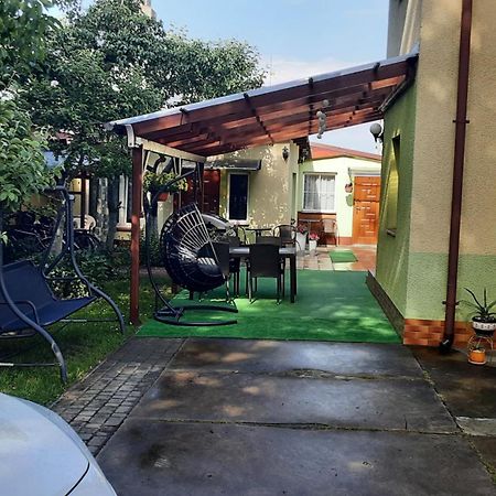 Dom Wakacyjny U Mirka Ustka Exterior photo